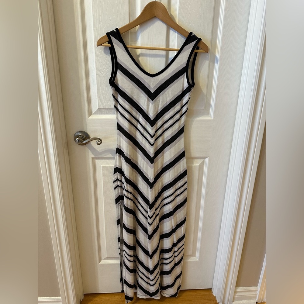 Dynamite Black and White Striped Chevron Maxi Dress